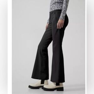 Athleta Black Peak Hybrid Fleece Pant Flare Leg Size Small